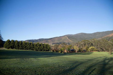 Ridge Line Riders Luxury Retreat - Inverell Accommodation 0