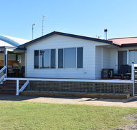 Rising Tide Beach House - Inverell Accommodation