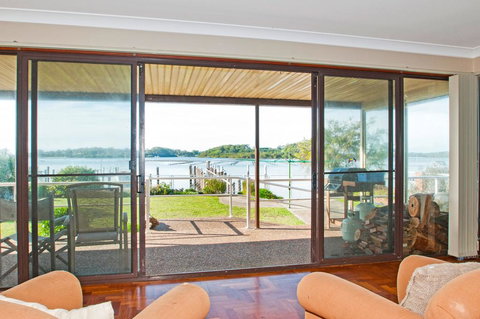 Riverside Delight @ Greenwell Point - Inverell Accommodation 1