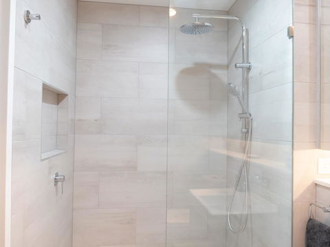 Rockpools 6 - Inverell Accommodation 3