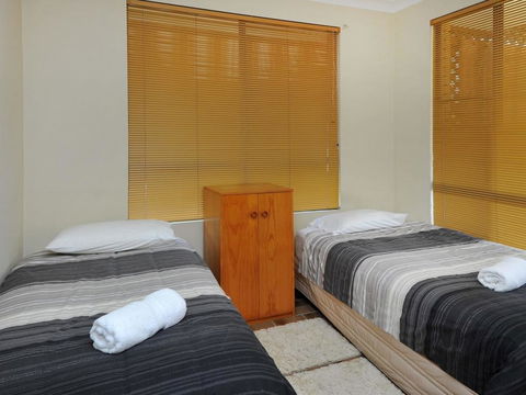 Rose Cottage - Sawtell, NSW - Inverell Accommodation 2