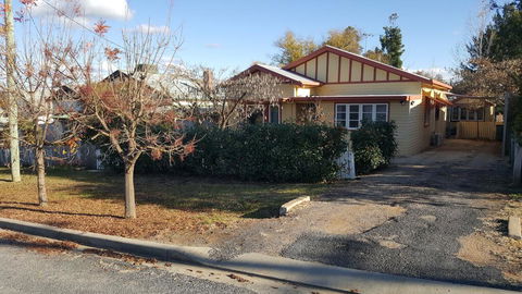 Rosslyn Cottages - Inverell Accommodation 1