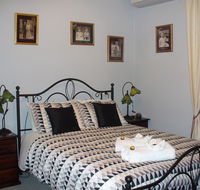 Salter Station. Blanchetown. South Australia - Inverell Accommodation