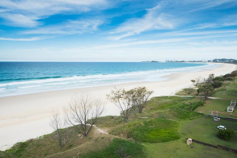 San Simeon Beachfront Apartments Tugun - Inverell Accommodation 0