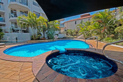 Sandcastles On Currumbin Beach - Inverell Accommodation 1