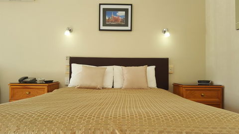 Sandstock Motor Inn Armidale - Inverell Accommodation 2
