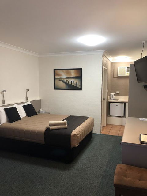 Sapphire City Motor Inn - Inverell Accommodation 1