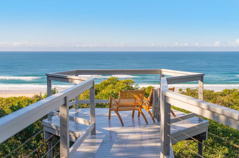 Seascape @ 19 Pindari - Privacy, Space, Views - Inverell Accommodation 0