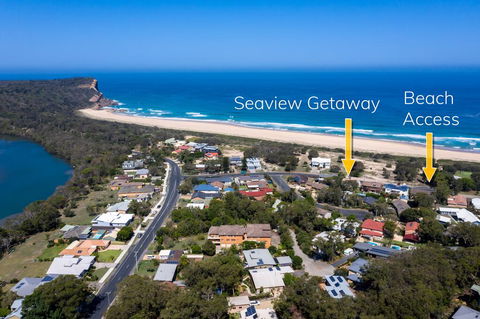 Seaview Getaway - Inverell Accommodation 2