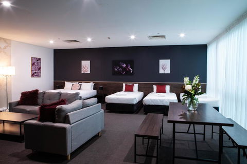 Sfera's Park Suites & Convention Centre - Inverell Accommodation 2