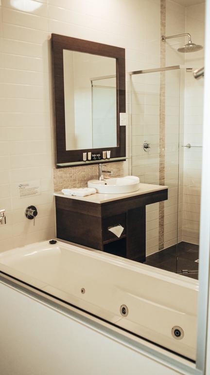 Sfera's Park Suites & Convention Centre - Inverell Accommodation 3