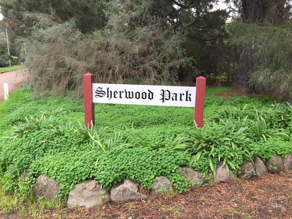 Somerville VIC Inverell Accommodation