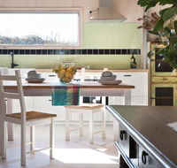Shillings and Pence - Inverell Accommodation