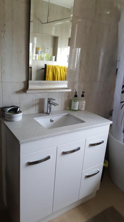 Silverbirch Cottage - Inverell Accommodation 2