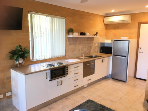 SilverWaters Waterfront Accommodation - Inverell Accommodation 2