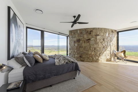 Sky High - Inverell Accommodation 3