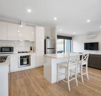 Sleek Modern Capel Sound - Inverell Accommodation