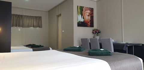 Smerdon Lodge Motel - Inverell Accommodation 2