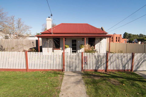 Sovereign Hideaway - Inverell Accommodation 0