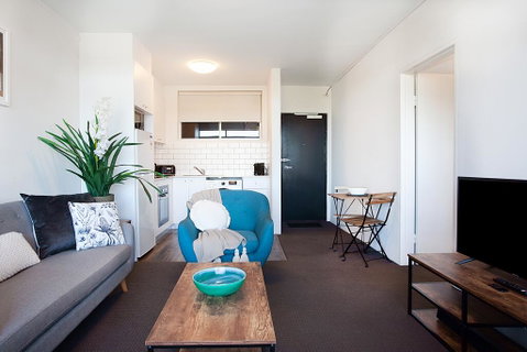 Sprawling City Views And Balcony In Cosy Apartment - Inverell Accommodation 0