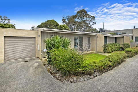 Spring Central 2-39 - Inverell Accommodation 1