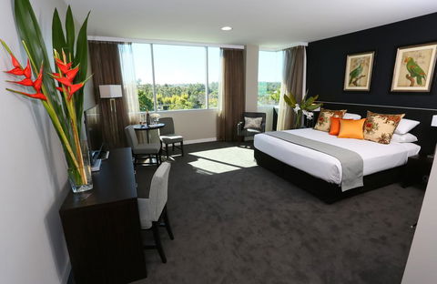 Springfield Lakes Boutique Hotel - Inverell Accommodation 1