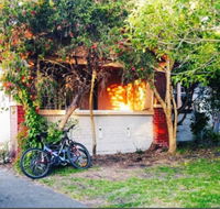 St Kilda East backpackers' hostel - Inverell Accommodation