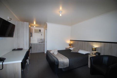 Starline Motor Inn - Inverell Accommodation 3