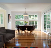 Strahan House - Inverell Accommodation