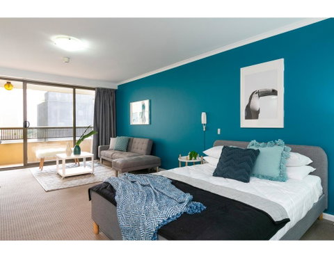Striking And Super Convenient Studio With Balcony - Inverell Accommodation 0
