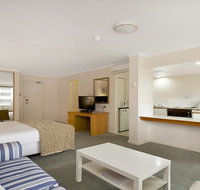 Studio with balcony at College St - Inverell Accommodation