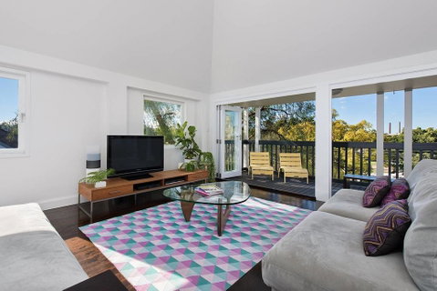Stunning Architectural Family House In Rozelle - Inverell Accommodation 1