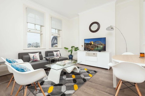 STUNNING SYDNEY HOME 8 - Inverell Accommodation 3