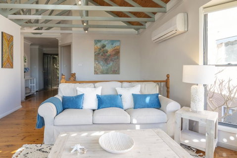STUNNING WATERFRONT ESCAPE AT DALEYS POINT - Inverell Accommodation 3