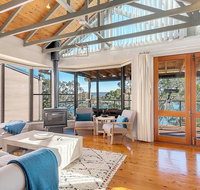 STUNNING WATERFRONT ESCAPE AT DALEYS POINT - Inverell Accommodation