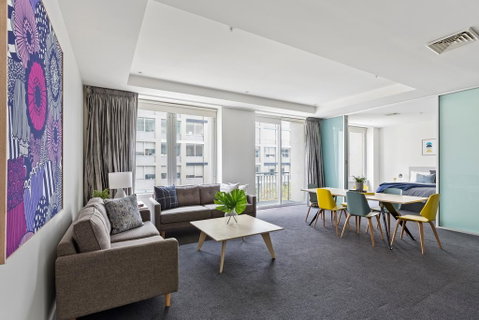 Stunning, Central Huge CBD Pad, Free WiFi, Netflix - Inverell Accommodation 1