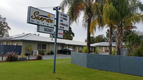 Sunrise Motel - Inverell Accommodation 0