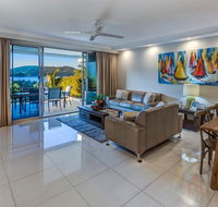 Superior Poinciana 011 on Hamilton Island - Inverell Accommodation