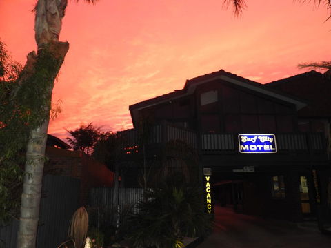 Surf City Motel - Inverell Accommodation 0