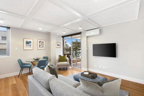 Surfways Executive Apartment At Manly Beach - Inverell Accommodation 1
