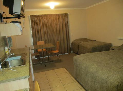Tambo Mill Motel & Caravan Park - Inverell Accommodation 3