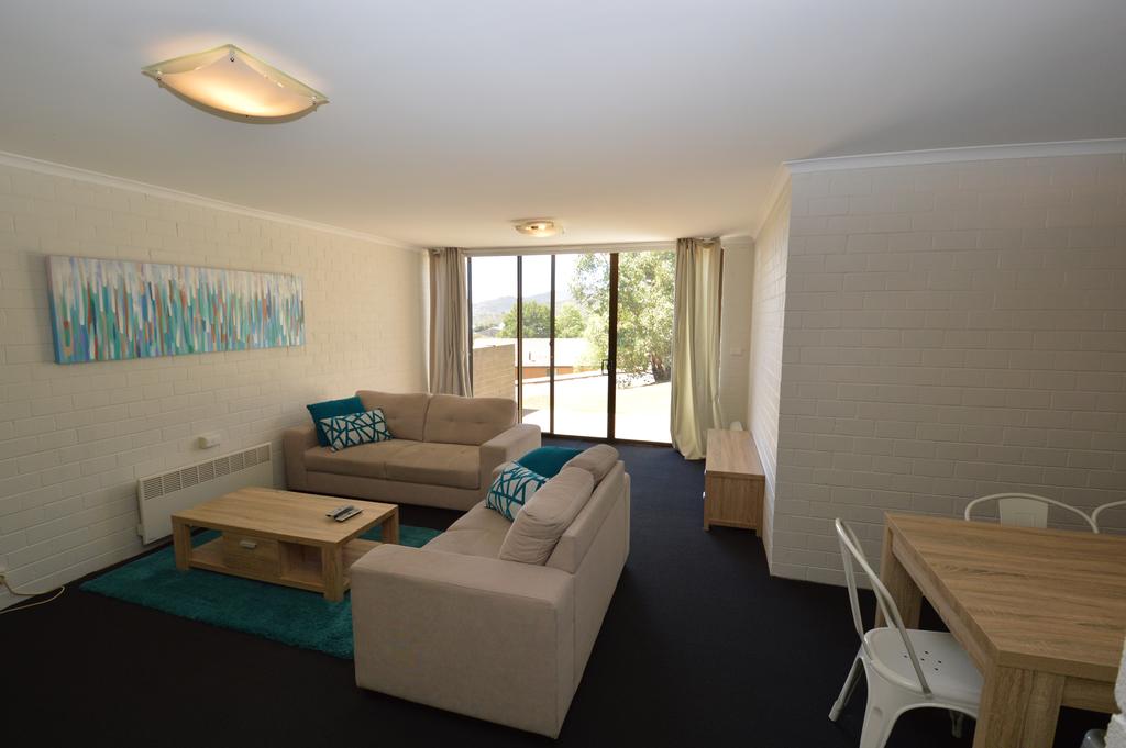 Find Newcastle NSW Inverell Accommodation