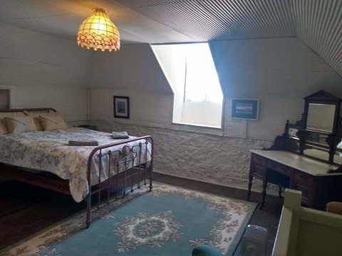 Tanilba House - Inverell Accommodation 2