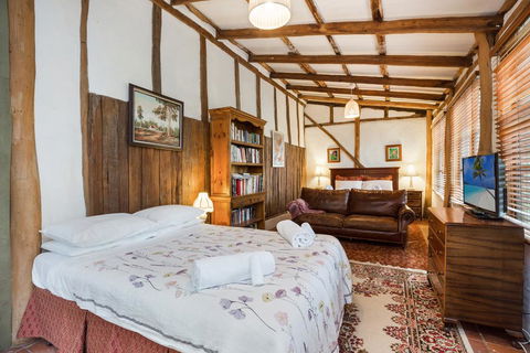 Taradale House Estate - Inverell Accommodation 1
