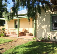 Tarndwarncoort - Farmer's Cottage - Inverell Accommodation