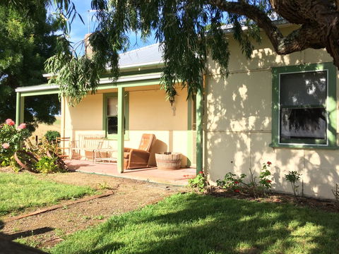 Tarndwarncoort - Farmer's Cottage - Inverell Accommodation 0