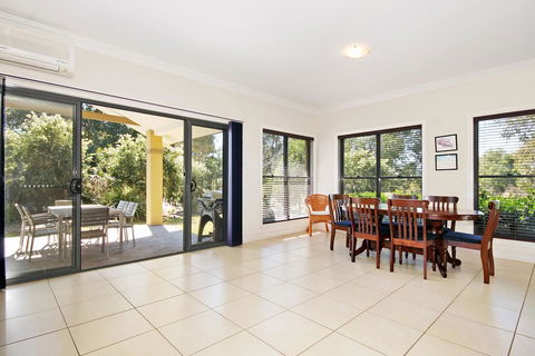 The 17th Tees - Inverell Accommodation 2