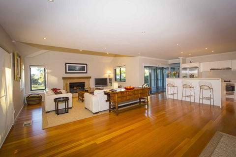 The Arthouse - Inverell Accommodation 1