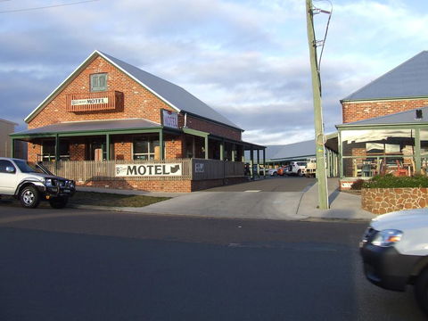 The Bakehouse Motel - Inverell Accommodation 0
