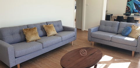 The Bay Apartment - Inverell Accommodation 1